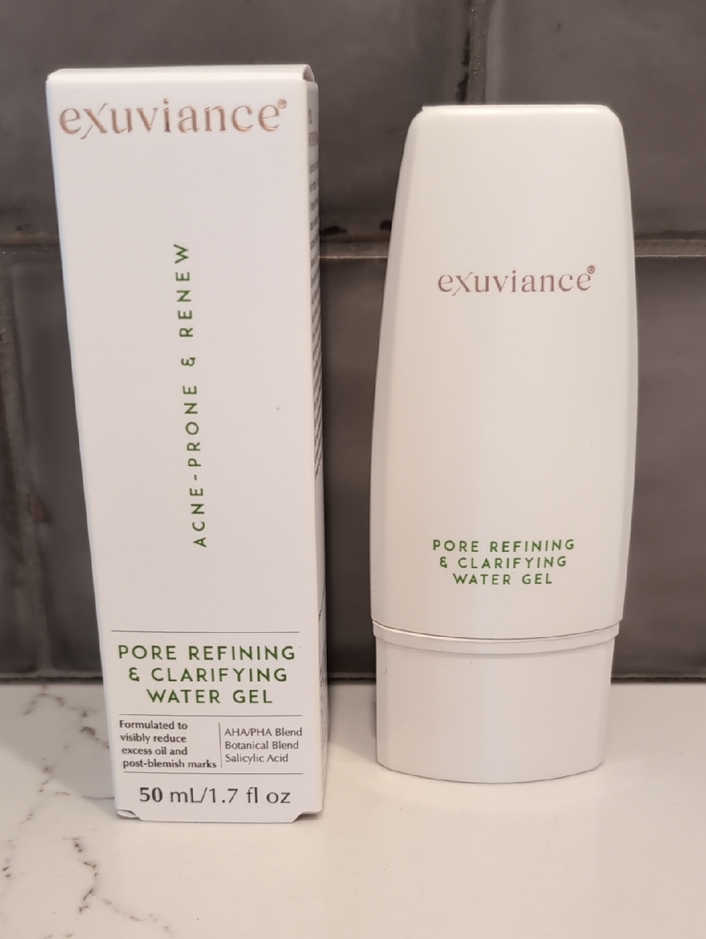 Exuviance Pore Refining & Clarifying Water Gel - White
